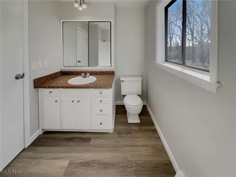 Bath - 5821 Sequoia Dr, Cleveland, OH 44134 photo 3 of 3