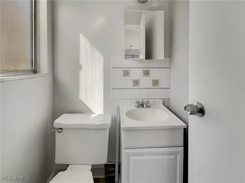 Bath - 5821 Sequoia Dr, Cleveland, OH 44134 photo 2 of 3