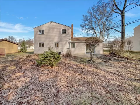 Exterior - 5821 Sequoia Dr, Cleveland, OH 44134 photo 2 of 3