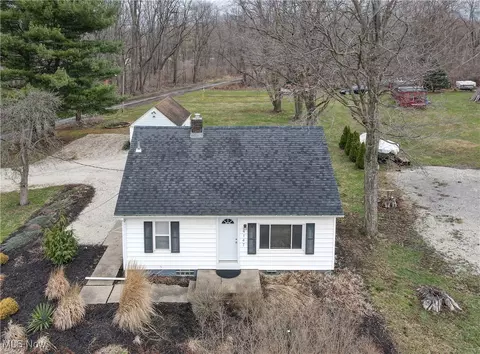 4147 Georgetown St NE, East Canton, OH 44730
