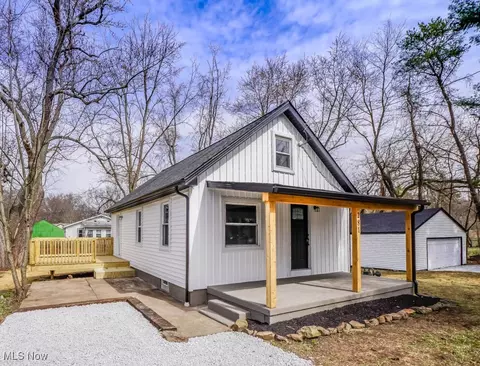 281 Finland Ave, Akron, OH 44319