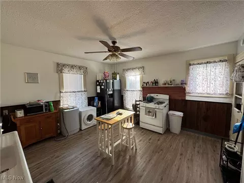 1238 W 8th St, Ashtabula, OH 44004 photo 11