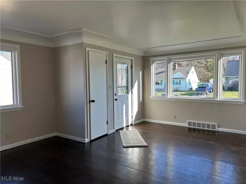 115 Grimm Heights Ave, Struthers, OH 44471 photo 13