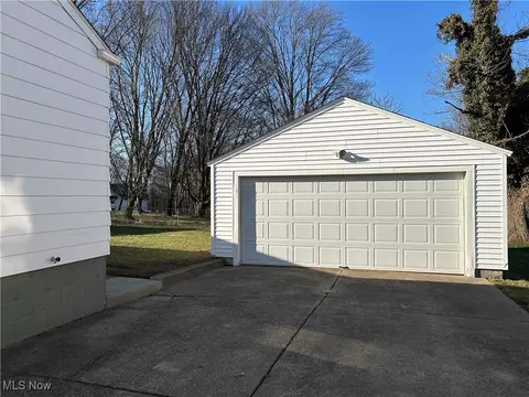 115 Grimm Heights Ave, Struthers, OH 44471 photo 31