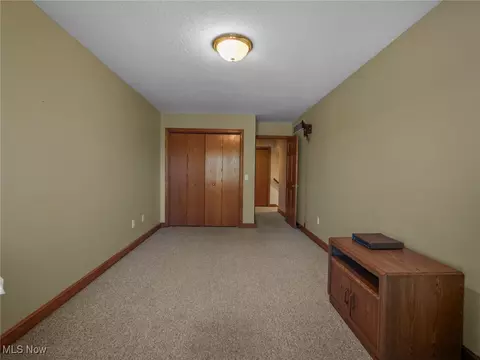 227 Pinehurst Dr, Dover, OH 44622 photo 25