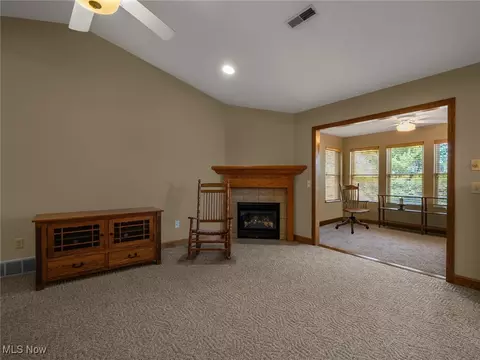 227 Pinehurst Dr, Dover, OH 44622 photo 11