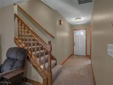 227 Pinehurst Dr, Dover, OH 44622 photo 21