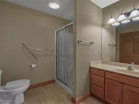 227 Pinehurst Dr, Dover, OH 44622 photo 20