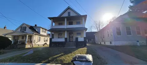4111 E 59th St, Cleveland, OH 44105