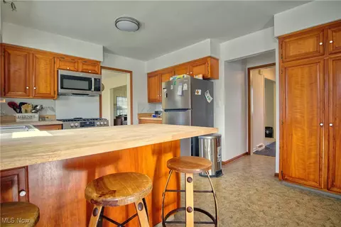 8010 Spartan Dr, Boardman, OH 44512 photo 14