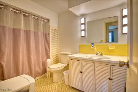 8010 Spartan Dr, Boardman, OH 44512 photo 31