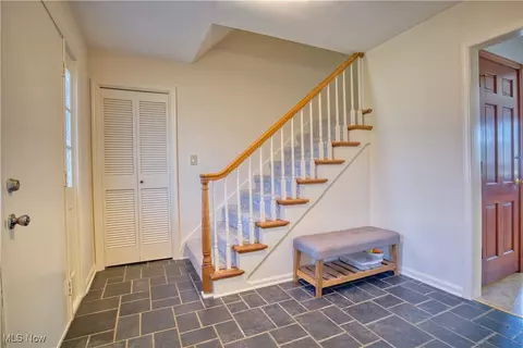 8010 Spartan Dr, Boardman, OH 44512 photo 3