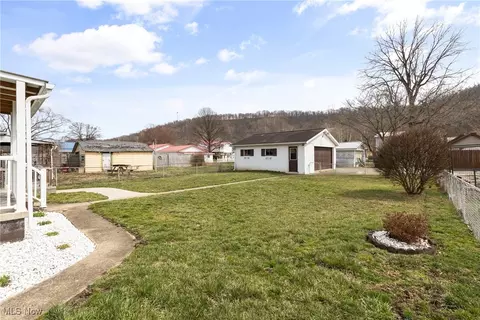 Exterior - 142 Watson St, Dillonvale, OH 43917 photo 5 of 5