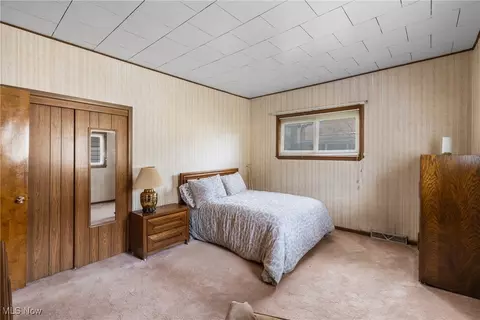 Bedroom - 142 Watson St, Dillonvale, OH 43917 photo 2 of 7