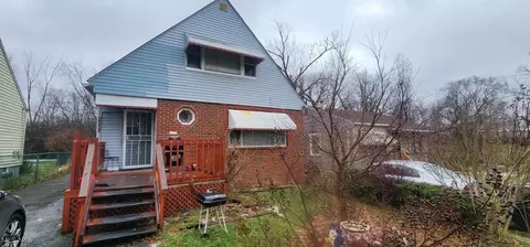 4465 E 158th St, Cleveland, OH 44128