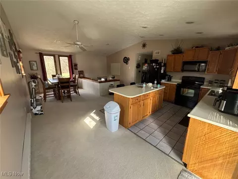 213 Greenbrier Dr, Byesville, OH 43723 photo 17