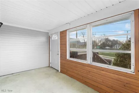 533 E Wilbeth Rd, Akron, OH 44301 photo 5