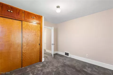 533 E Wilbeth Rd, Akron, OH 44301 photo 19