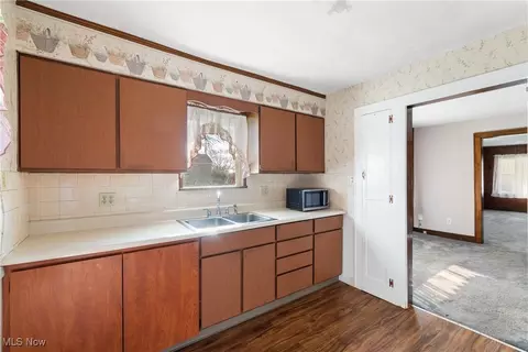 533 E Wilbeth Rd, Akron, OH 44301 photo 15