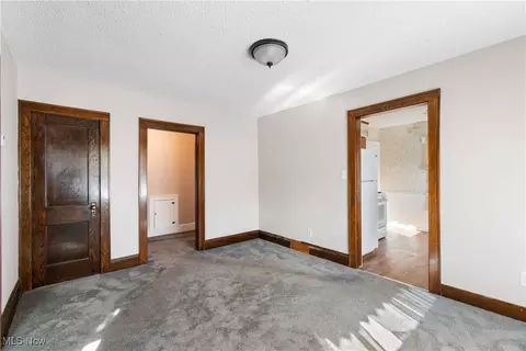 533 E Wilbeth Rd, Akron, OH 44301 photo 13