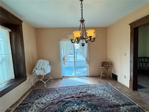 Dining - 799 E Buchtel Ave, Akron, OH 44305 photo 2 of 3
