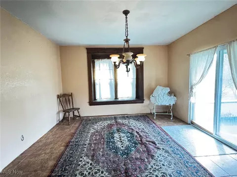 Dining - 799 E Buchtel Ave, Akron, OH 44305 photo 1 of 3