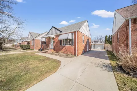 259 E 322nd St, Willowick, OH 44095