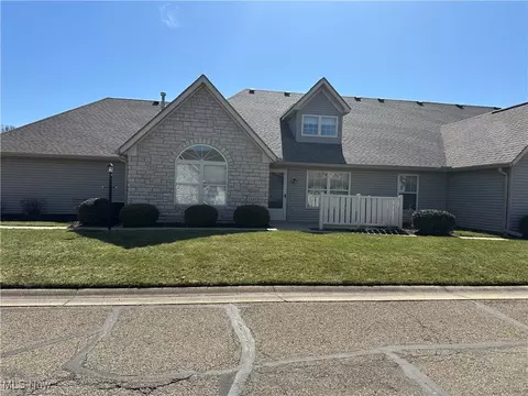 1345 Laurenbrook Ln NE, Massillon, OH 44646