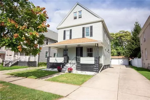 2087 Quail St, Lakewood, OH 44107