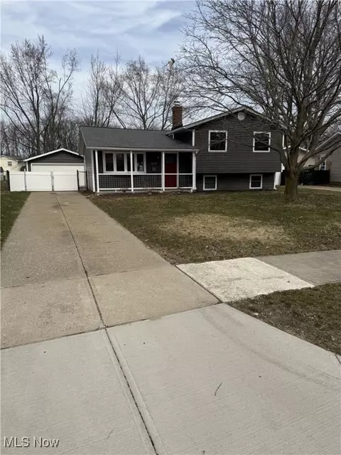 36945 Shoreham Dr, Eastlake, OH 44095
