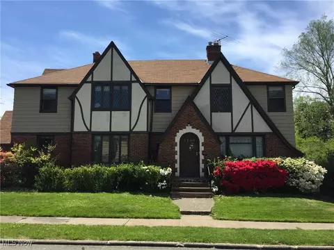 3973 Navahoe Rd, Cleveland Heights, OH 44121