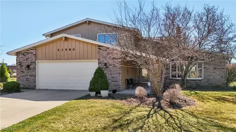 23980 Halburton Rd, Beachwood, OH 44122