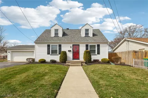 356 Garfield St, Geneva, OH 44041