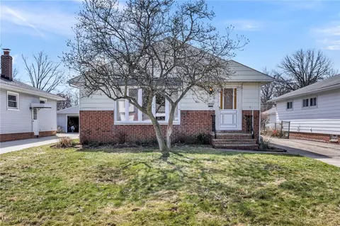 28744 Forest Rd, Willowick, OH 44095