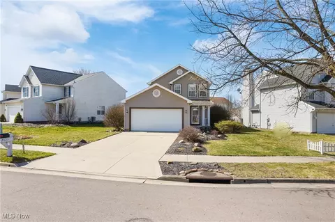 2125 Stonehenge Cir, Akron, OH 44319