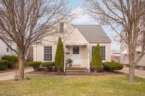 6214 Luelda Ave, Parma, OH 44129