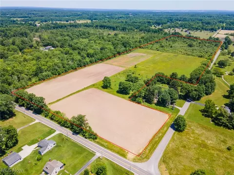 Villa Marie Road, Lowellville, OH 44436