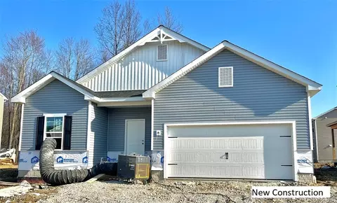 608 Cedarwood Trl, Elyria, OH 44035