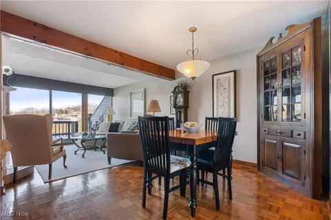 Dining - 3221 Mariners Island Dr NW #1E, Canton, OH 44708 photo 4 of 4