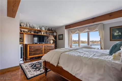 Bedroom - 3221 Mariners Island Dr NW #1E, Canton, OH 44708 photo 2 of 10