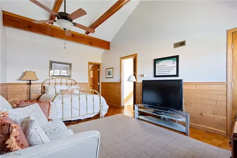 Bedroom - 3221 Mariners Island Dr NW #1E, Canton, OH 44708 photo 7 of 10