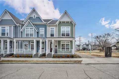 1497 E 120th St #5, Cleveland, OH 44106