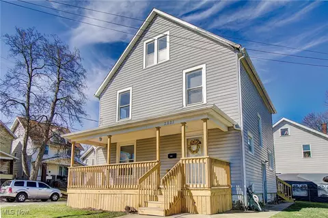 Exterior - 2001 3rd St SE, Canton, OH 44707 photo 2 of 4