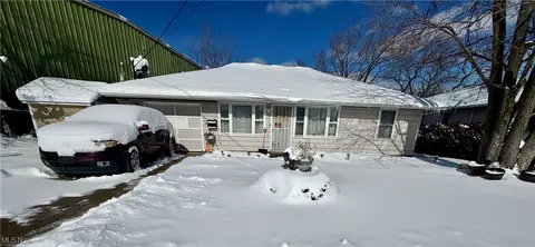 13716 Astor Ave, Cleveland, OH 44135
