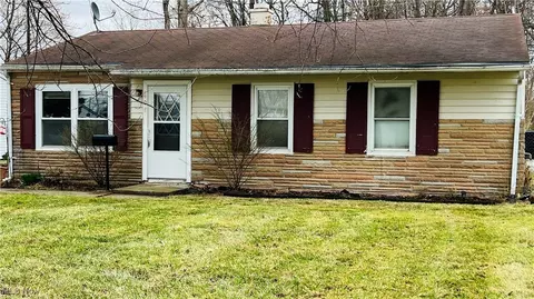 408 Boston, Sandusky, OH 44870