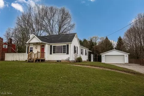 3831 Cook Rd, Rootstown, OH 44272