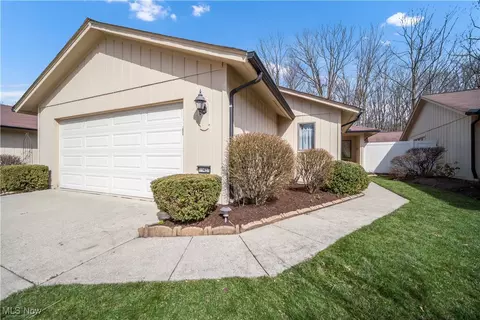 11427 Blodgett Creek Trl, Strongsville, OH 44149