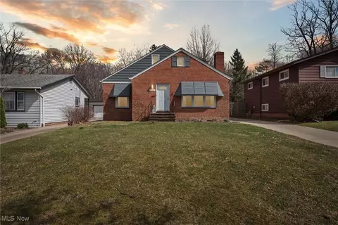 1907 Wrenford Rd, South Euclid, OH 44121