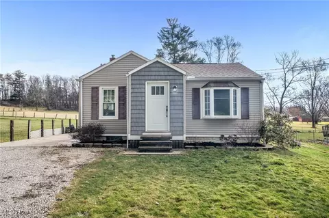 1146 Kenyon Ave NW, Massillon, OH 44647