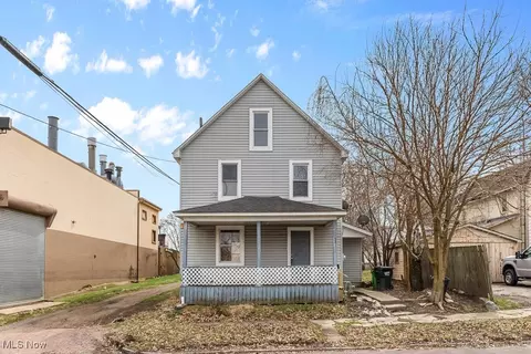 521 2nd St, Alliance, OH 44601